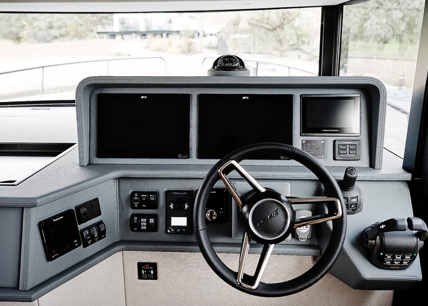 BY50FLY Brizo yachts