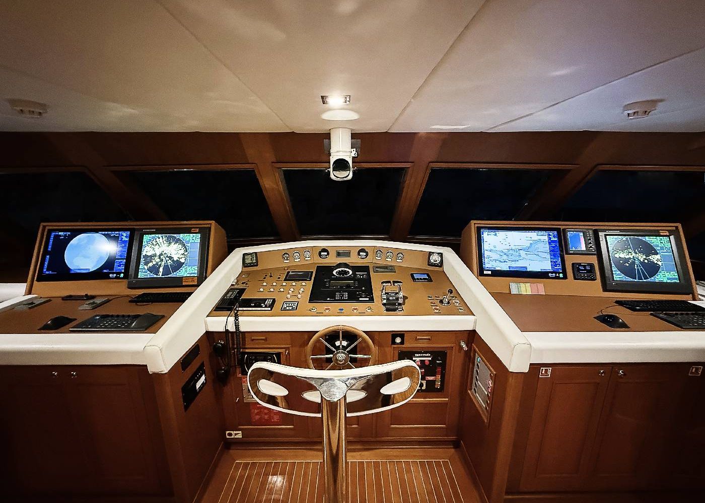 Feadship 55.6 meters, 560 tonnes
